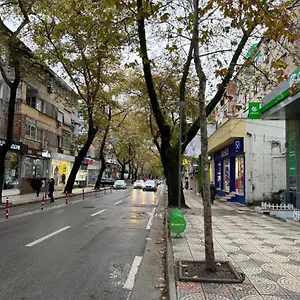 Appartamento Bliri Myslym Shyri, Tirana